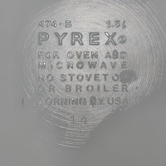 Pyrex Woodland Brown Casserole Dish 1.5qt Corelle  Corning white outlined flower - Picture 6 of 8